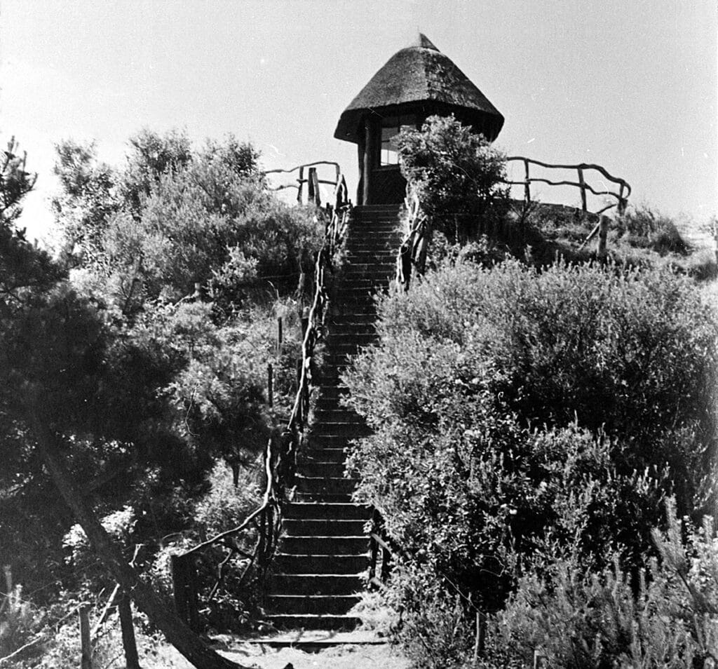 De oude uitkijktoren op de Kruisberg