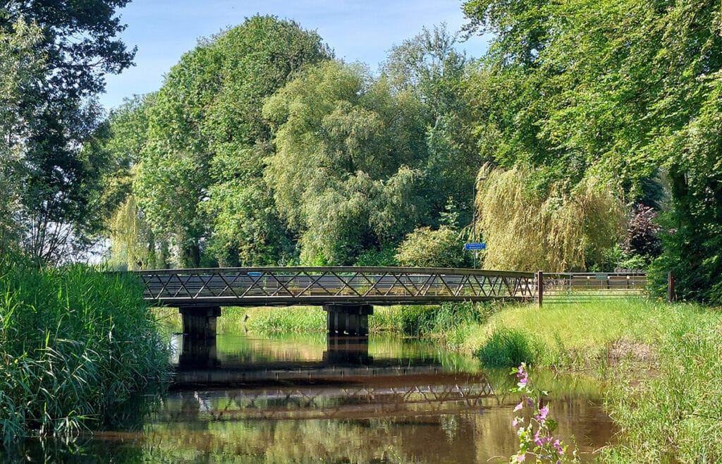 Brug over de Reusel in Moergestel