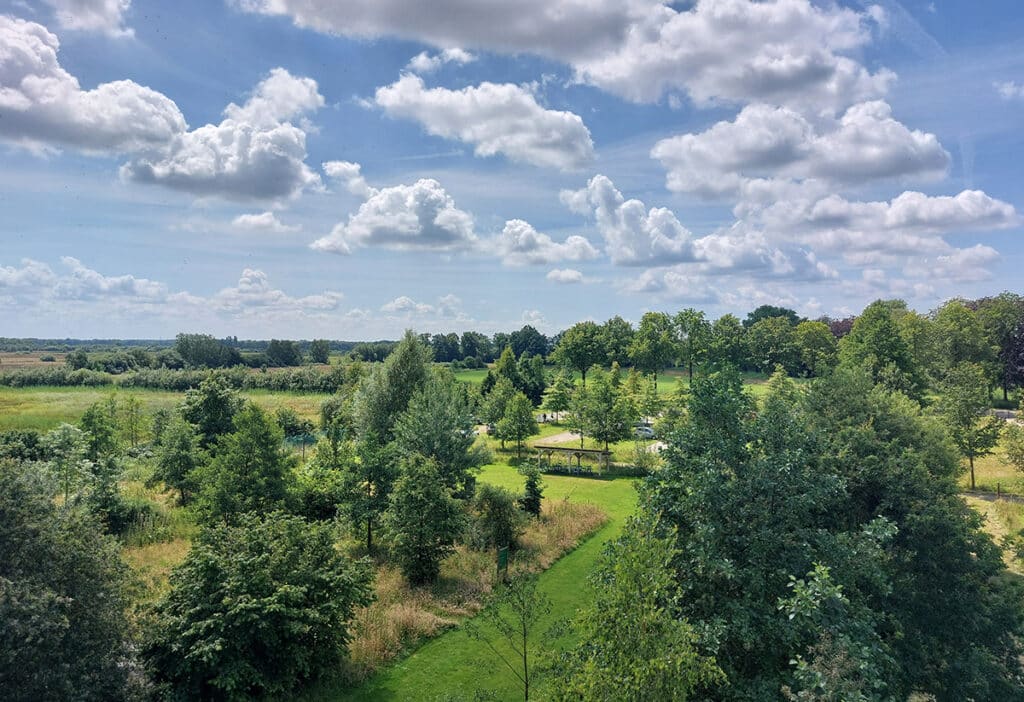 Uitzicht vanaf uitkijktoren De Reuselhoeve