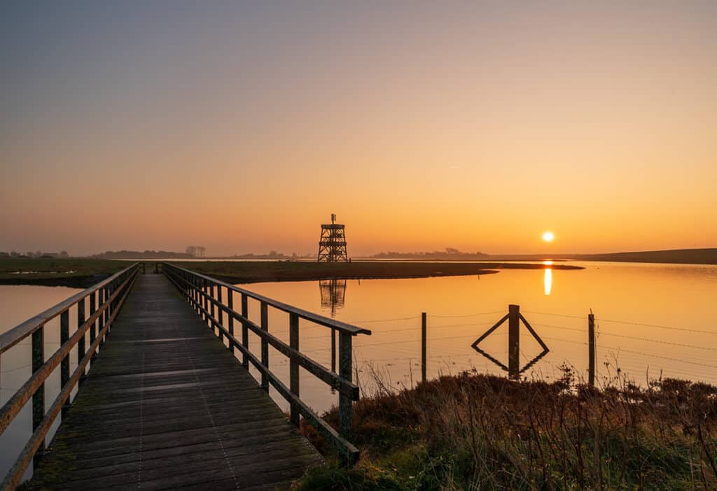 Brug naar uitkijktoren De Zuidkaap