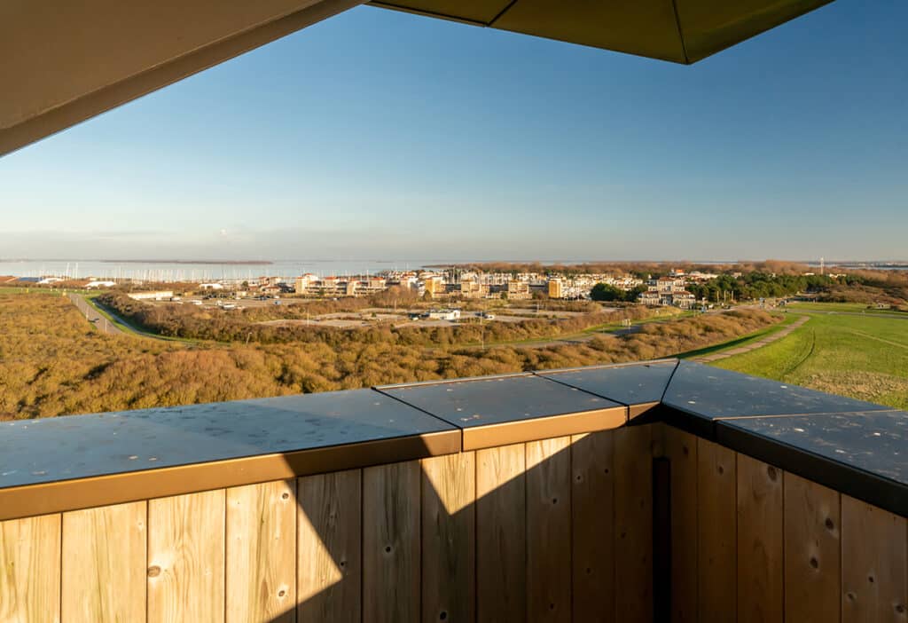 Uitzicht vanaf uitkijktoren De Zeearend