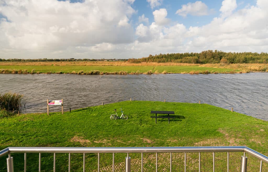 Uitzicht vanaf uitkijkpunt Het Balkon op Boonervliet en De Vlietlanden